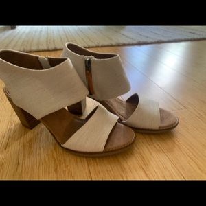 TOMS Majorca Sandal Neutral size 8